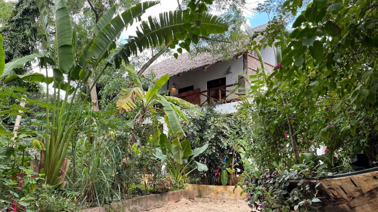 Atii Garden Bungalows 눙귀 외부 사진
